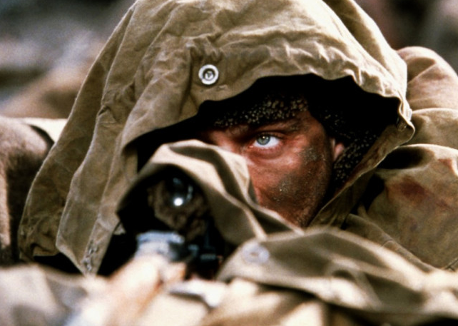 "白色死神"西蒙,一人击毙705名敌人,堪称世界狙击手的天花板