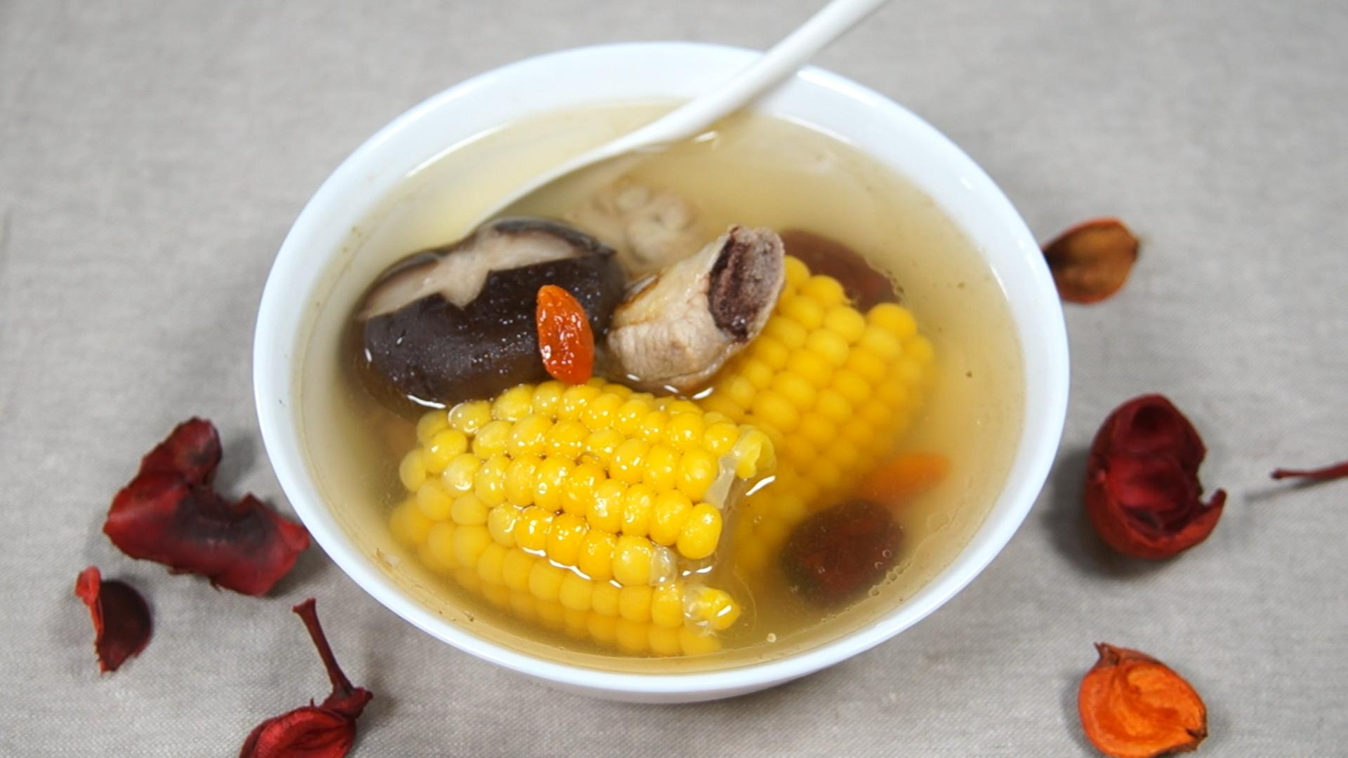 香菇玉米排骨汤