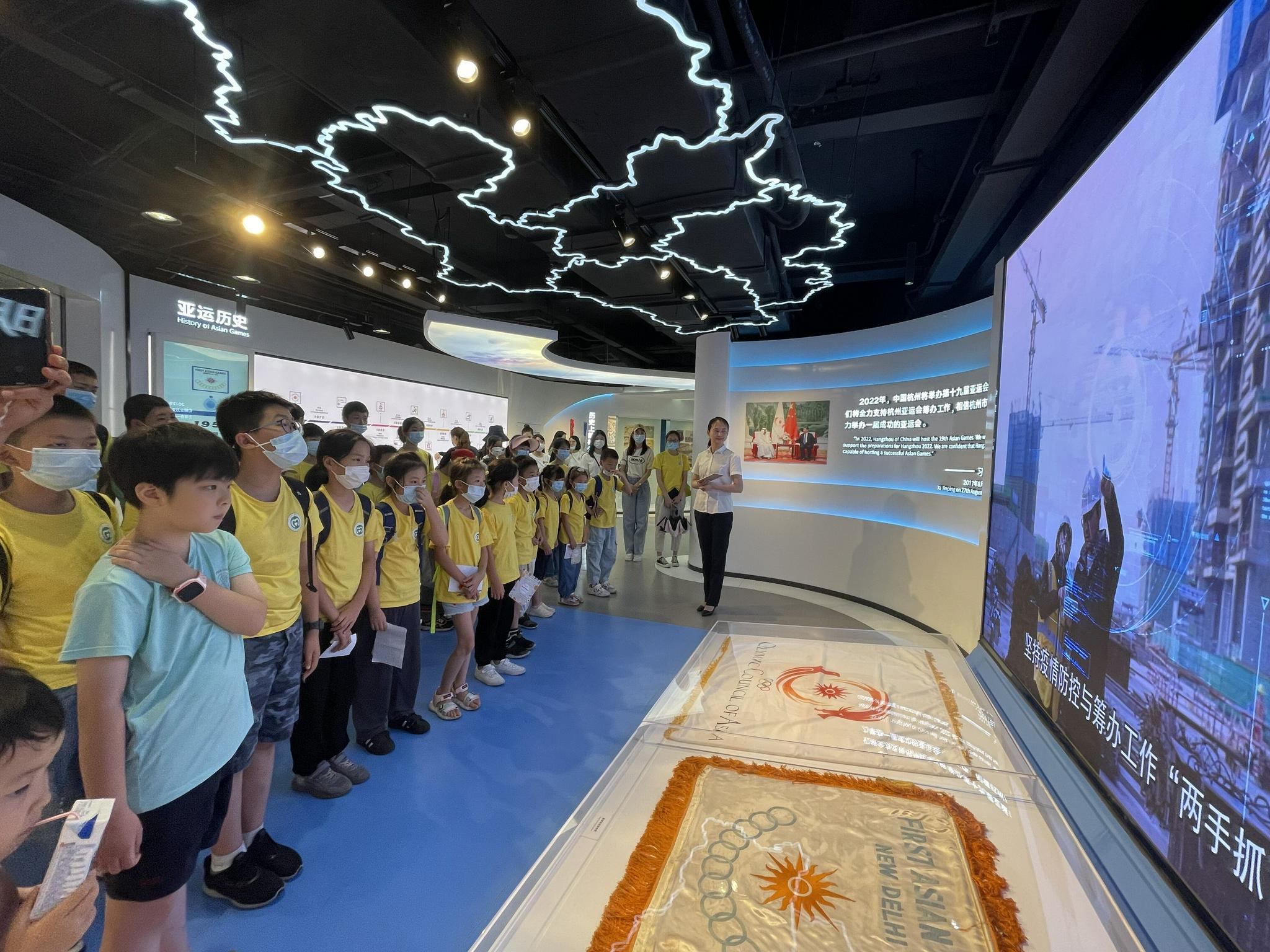 杭州这个小候鸟驿站第8年了 有孩子坐1小时公交车来参加休闲区蓝鸢梦想 - Www.slyday.coM