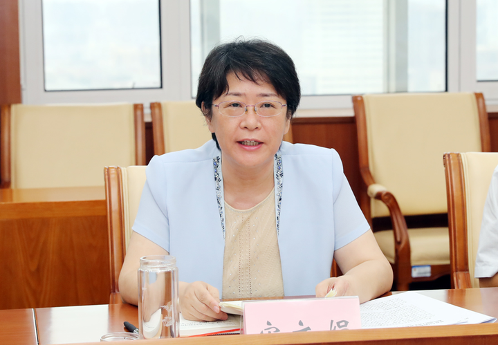 整顿领导小组副组长,省检察院党组副书记,副检察长宋文娟出席并讲话