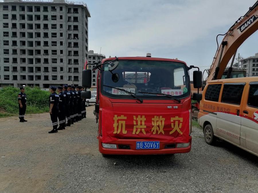 驾驶救援车 带着冲锋舟……青岛退役军人志愿者赴河南抗洪救灾