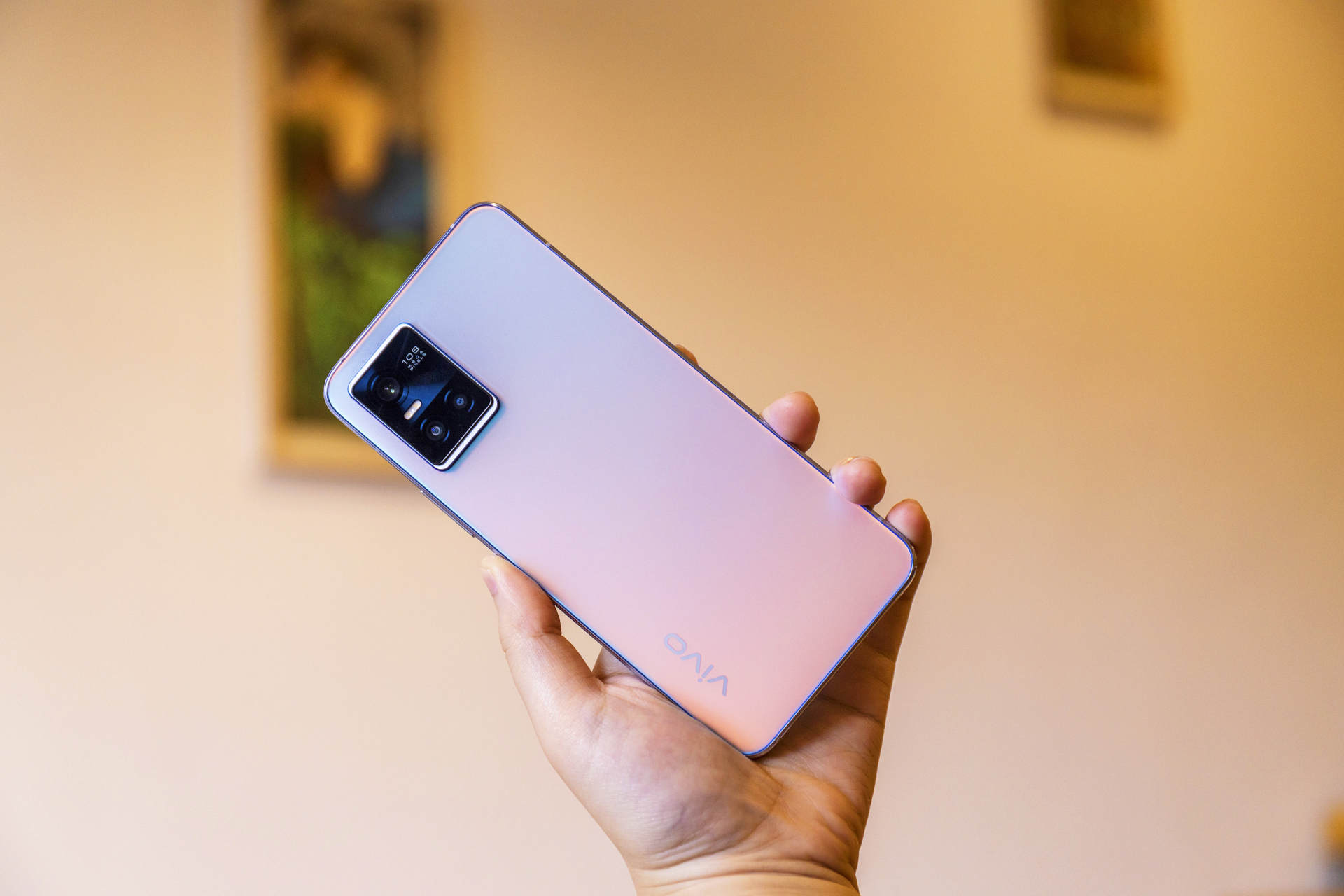 vivos10pro玩出新创意用着用着后壳就变色了