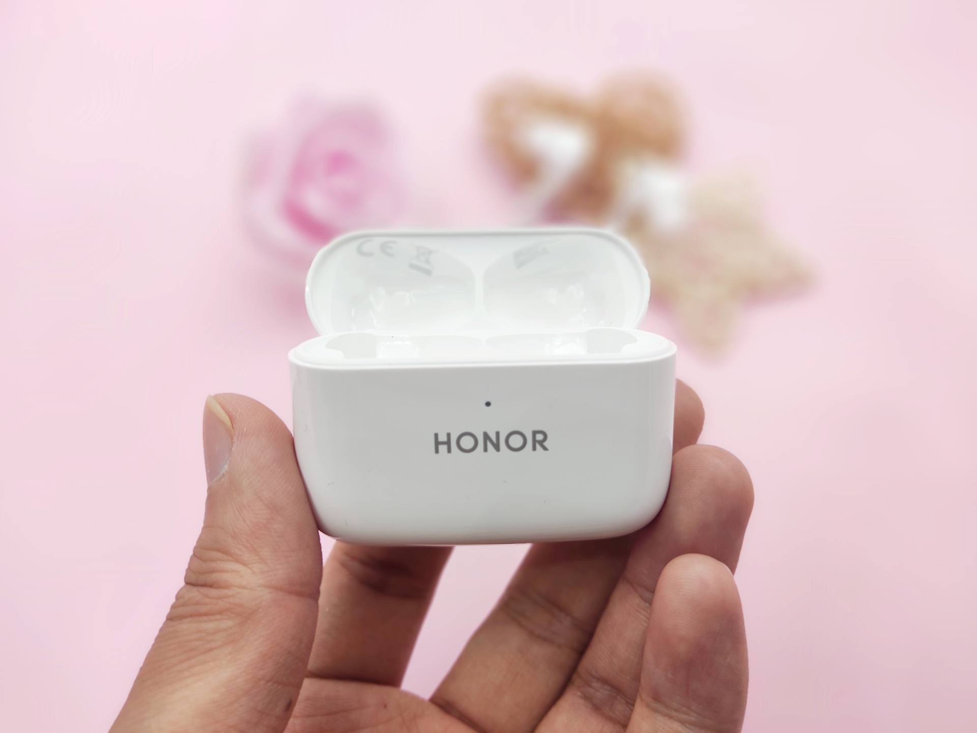 续航接近40小时，荣耀Earbuds 2 SE超出该价位体验休闲区蓝鸢梦想 - Www.slyday.coM