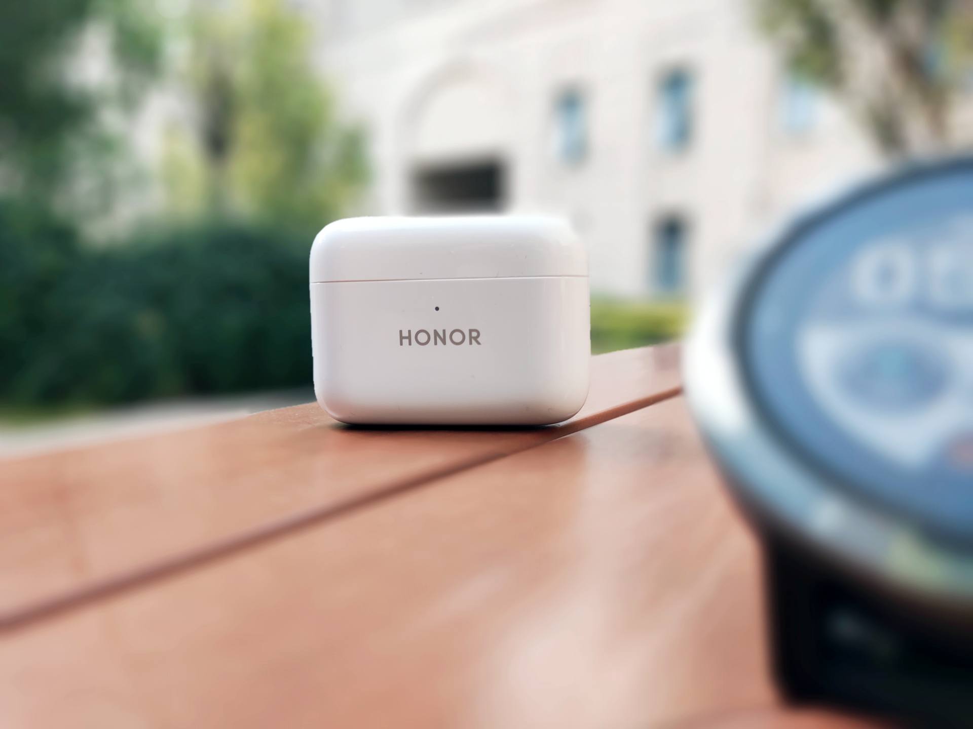 续航接近40小时，荣耀Earbuds 2 SE超出该价位体验休闲区蓝鸢梦想 - Www.slyday.coM