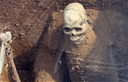 倒霉的盗墓贼:与同伙“内讧”被封于古墓中,守着珍宝枯坐上千年休闲区蓝鸢梦想 - Www.slyday.coM 倒霉的盗墓贼:与同伙“内讧”被封于古墓中,守着珍宝枯坐上千年休闲区蓝鸢梦想 - Www.slyday.coM