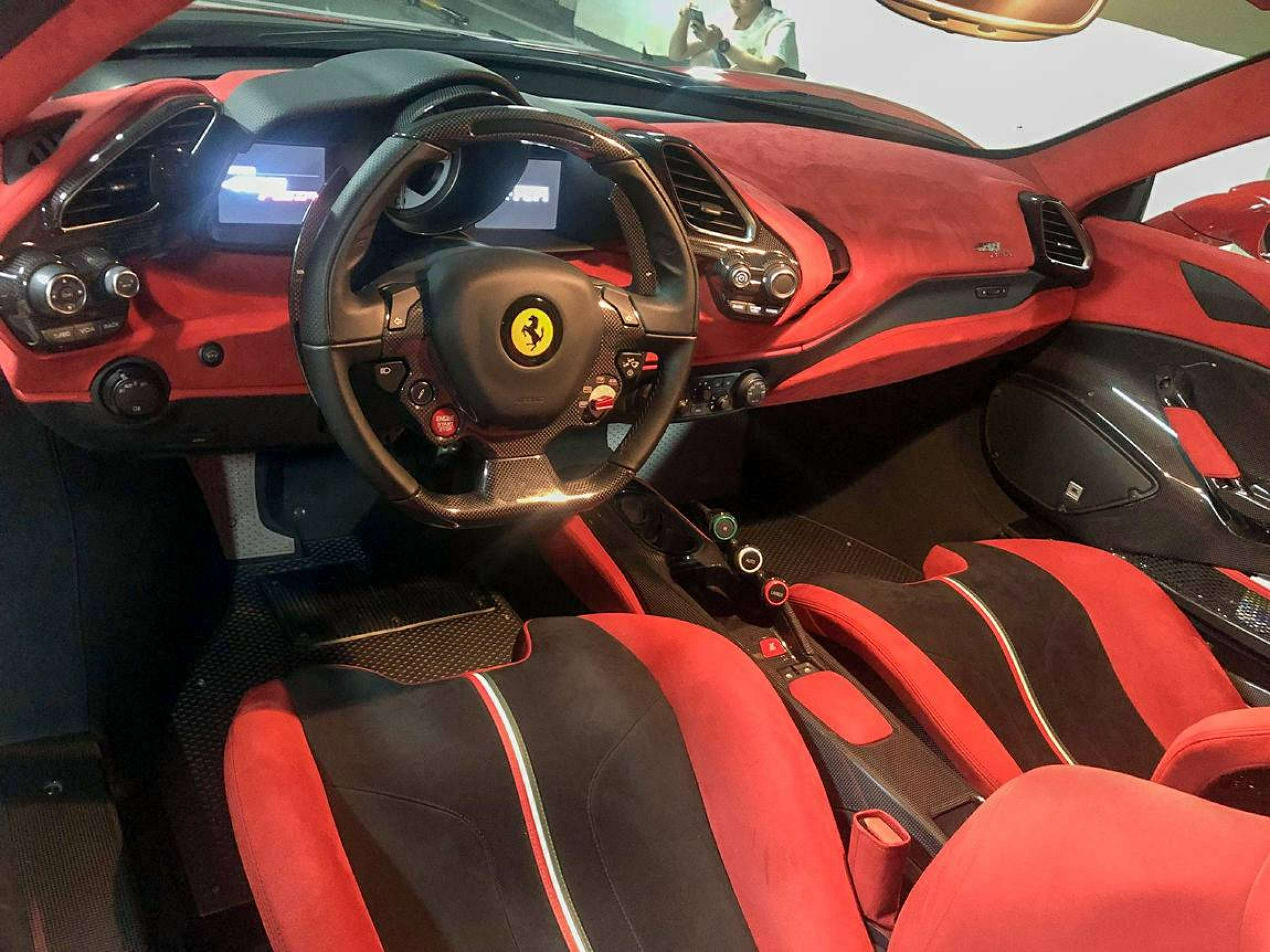 赛道上的王者公路大咖,铸驾控之魂488pista