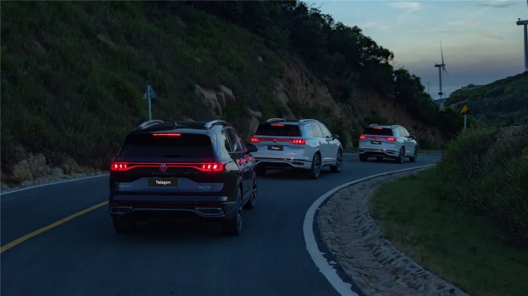 给它一扇侧滑门,一汽-大众揽境能跟mpv打得难解难分!