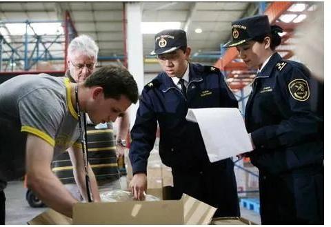 美国清关需要提供什么资料