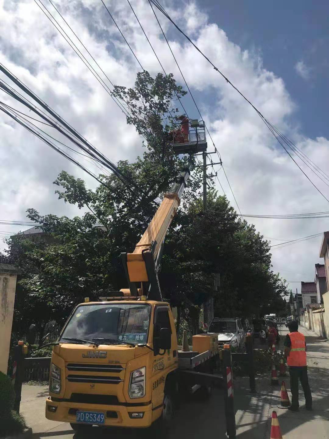 浦东封闭进入黄浦江贯通游览区域道路，浦东美术馆周日闭馆