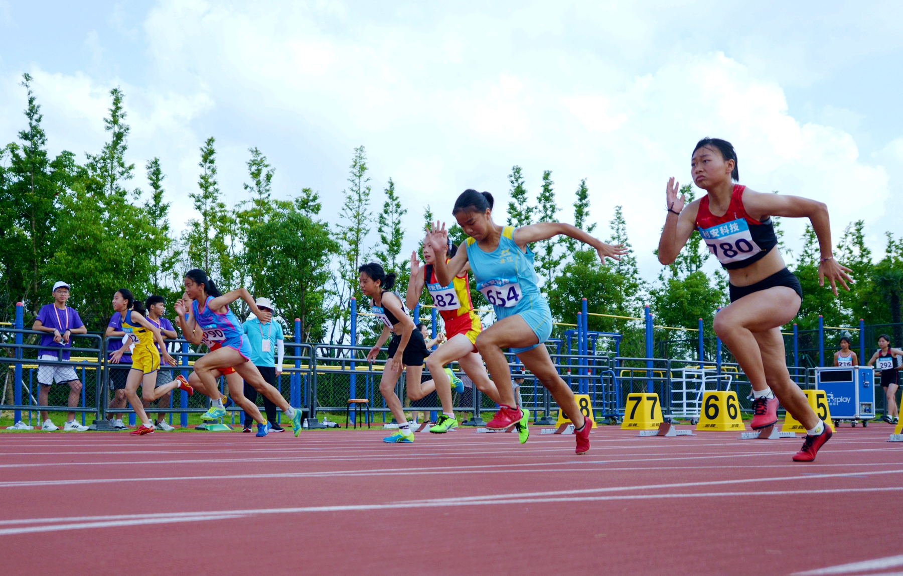 宁波:奔跑吧!少年