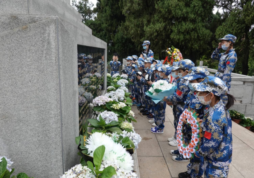 烈士子女高考加20分，很多家长觉得“不合理”，女孩一句话让人沉默休闲区蓝鸢梦想 - Www.slyday.coM