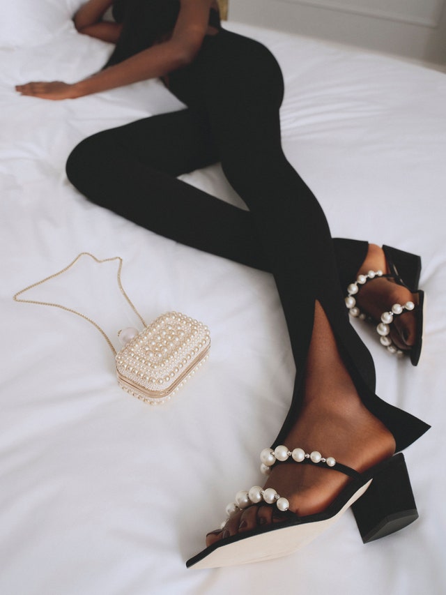 图片来源：JIMMY CHOO