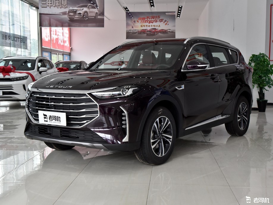 除了价格空间也是它的优势小哥带你一起看捷途x70plus