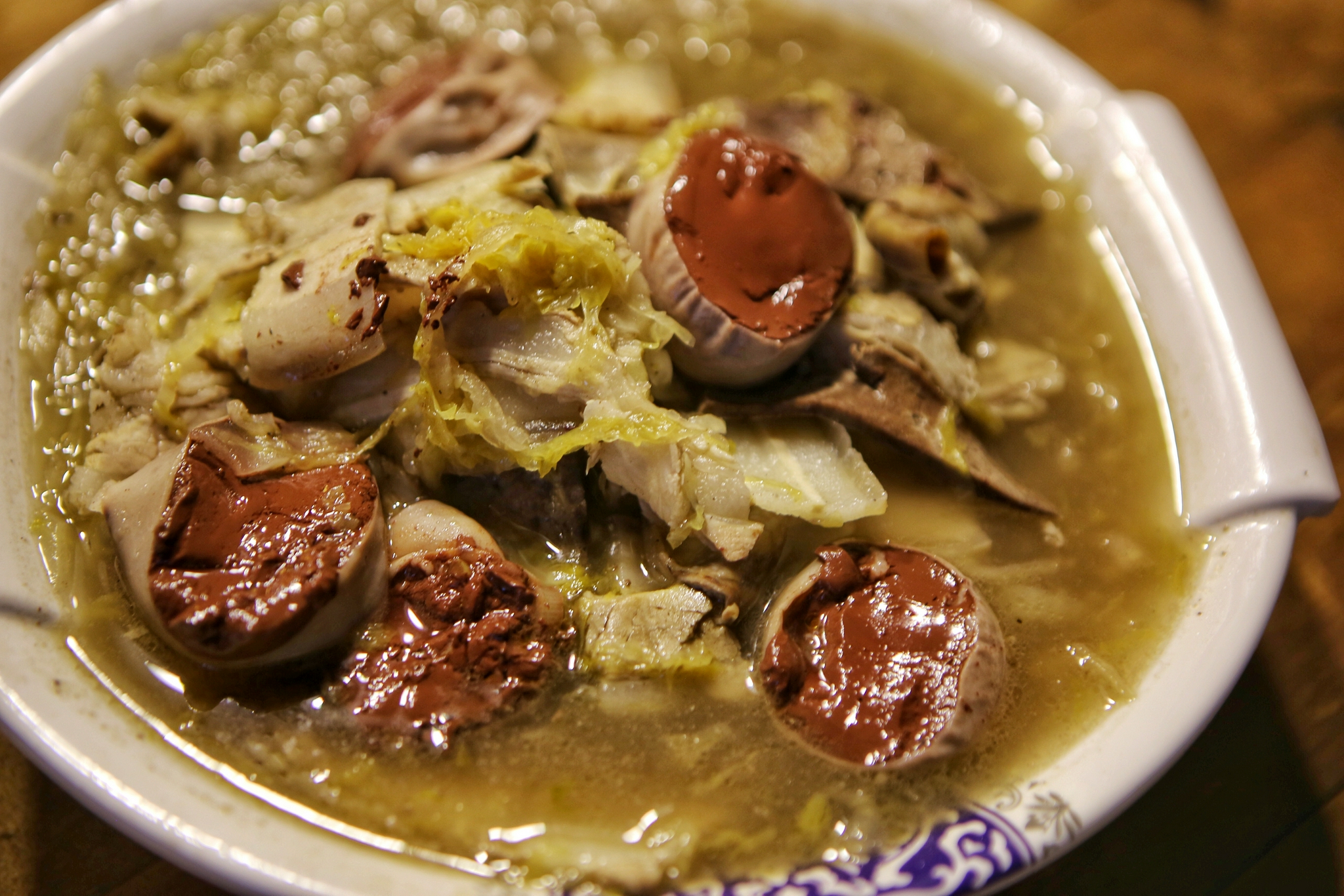 酸菜炖血肠五花肉