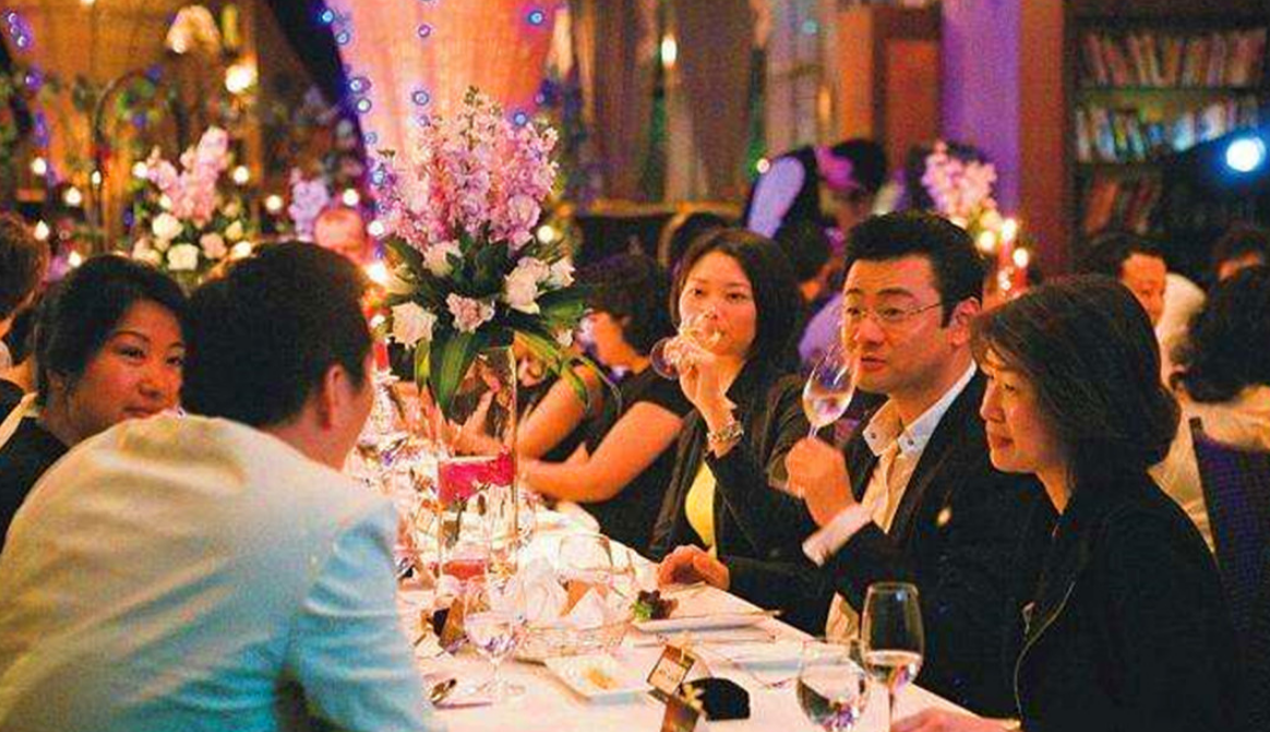 我国有43亿户富裕家庭中产阶级的标准有多少家庭达到