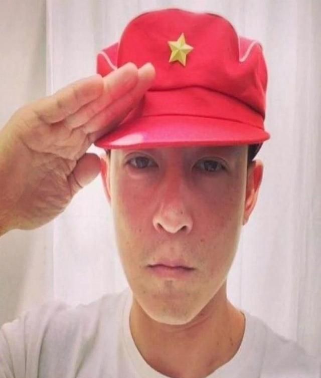 陈冠希卖衣服向河南捐款50万,那个年少不轻狂,哪个艺人没爱心?