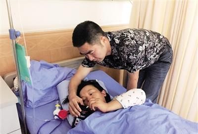 因丈夫不肯帮忙拿毛巾,女子产后不久就在病房里爬行,真让人寒心休闲区蓝鸢梦想 - Www.slyday.coM