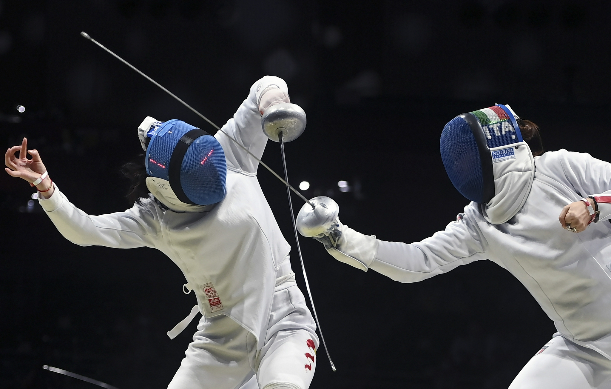 击剑——女子个人重剑:孙一文晋级四强