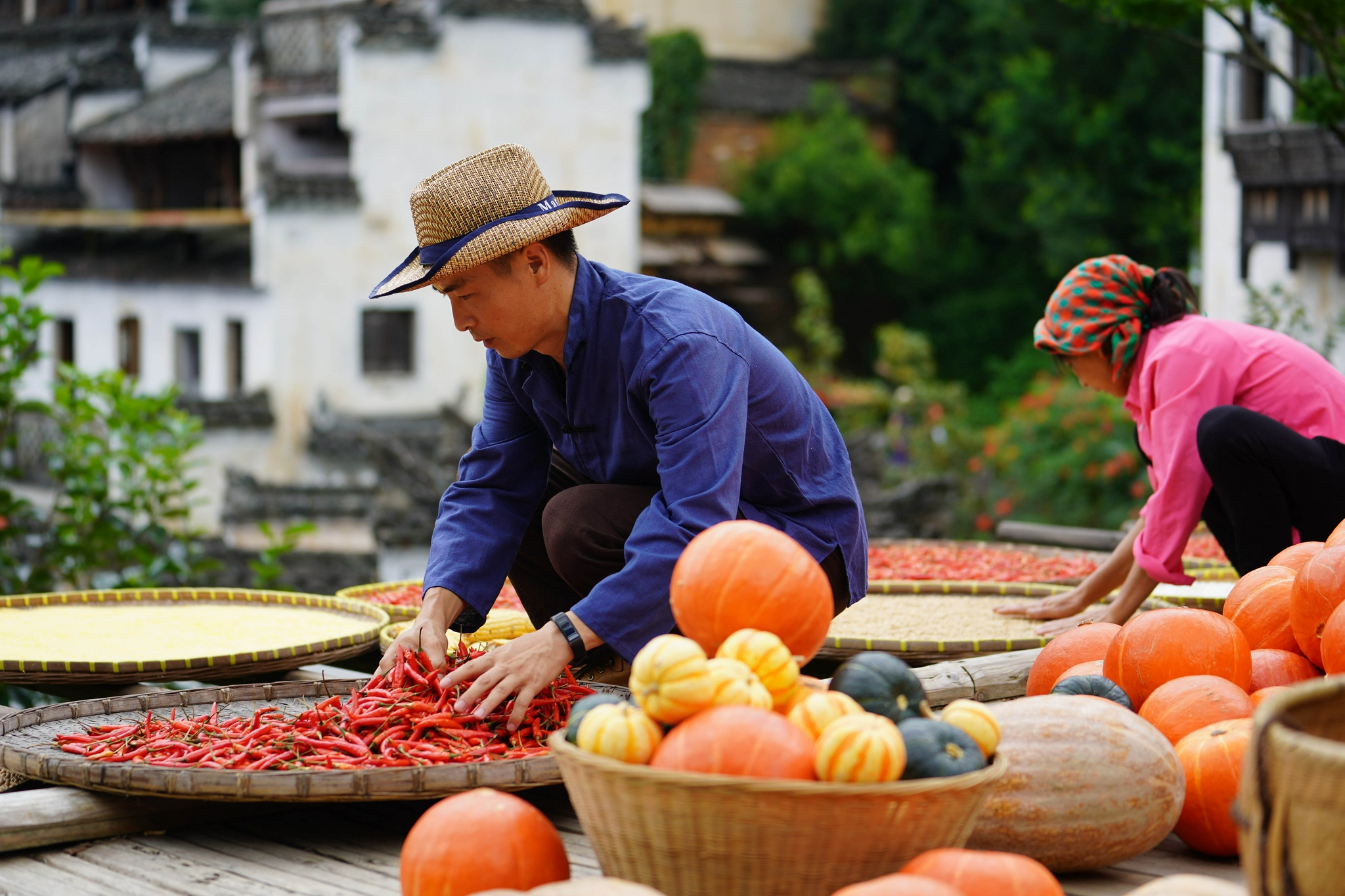 篁岭古村的农民摄影师