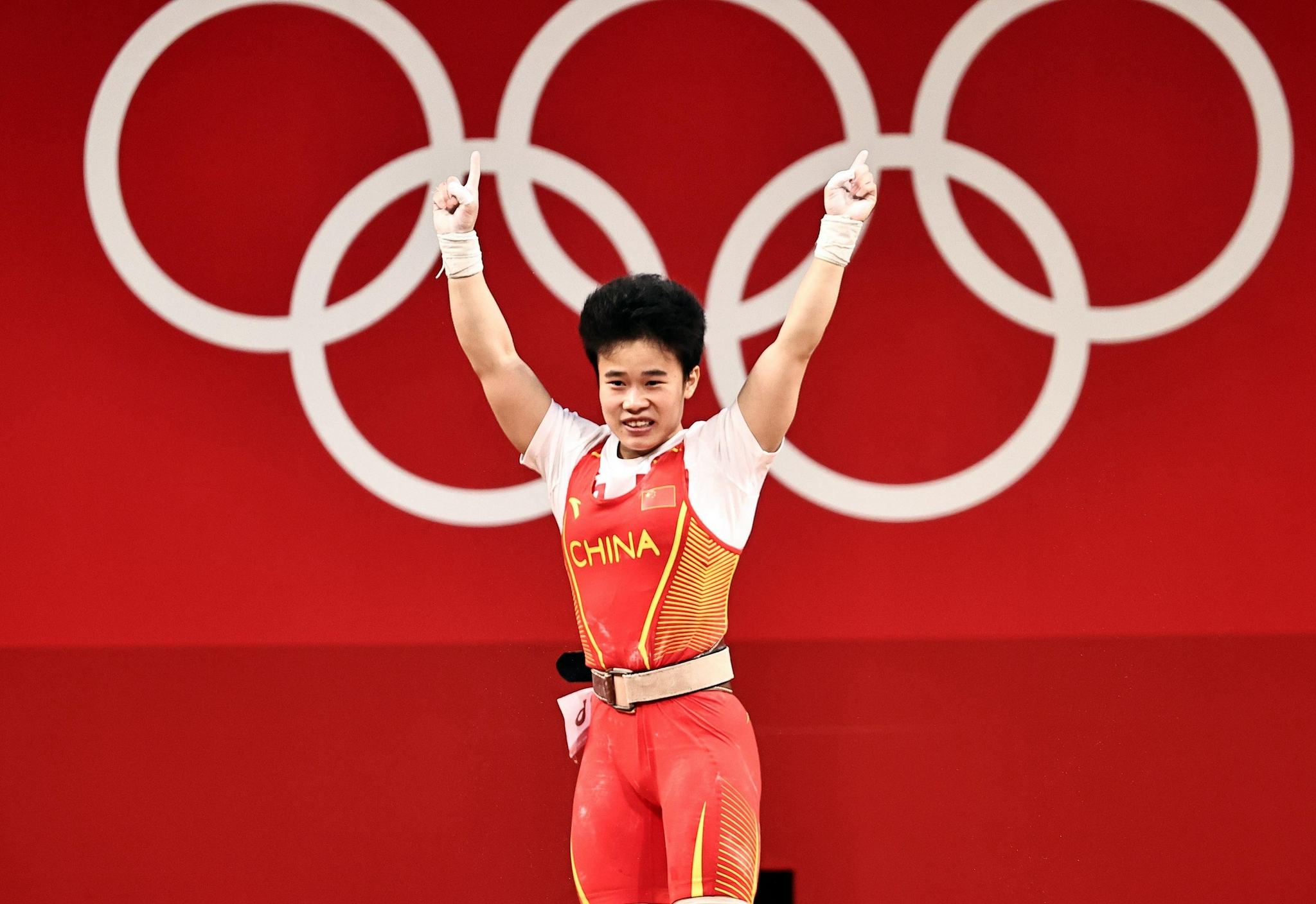 中国第二金!女子举重49公斤级侯志慧夺冠