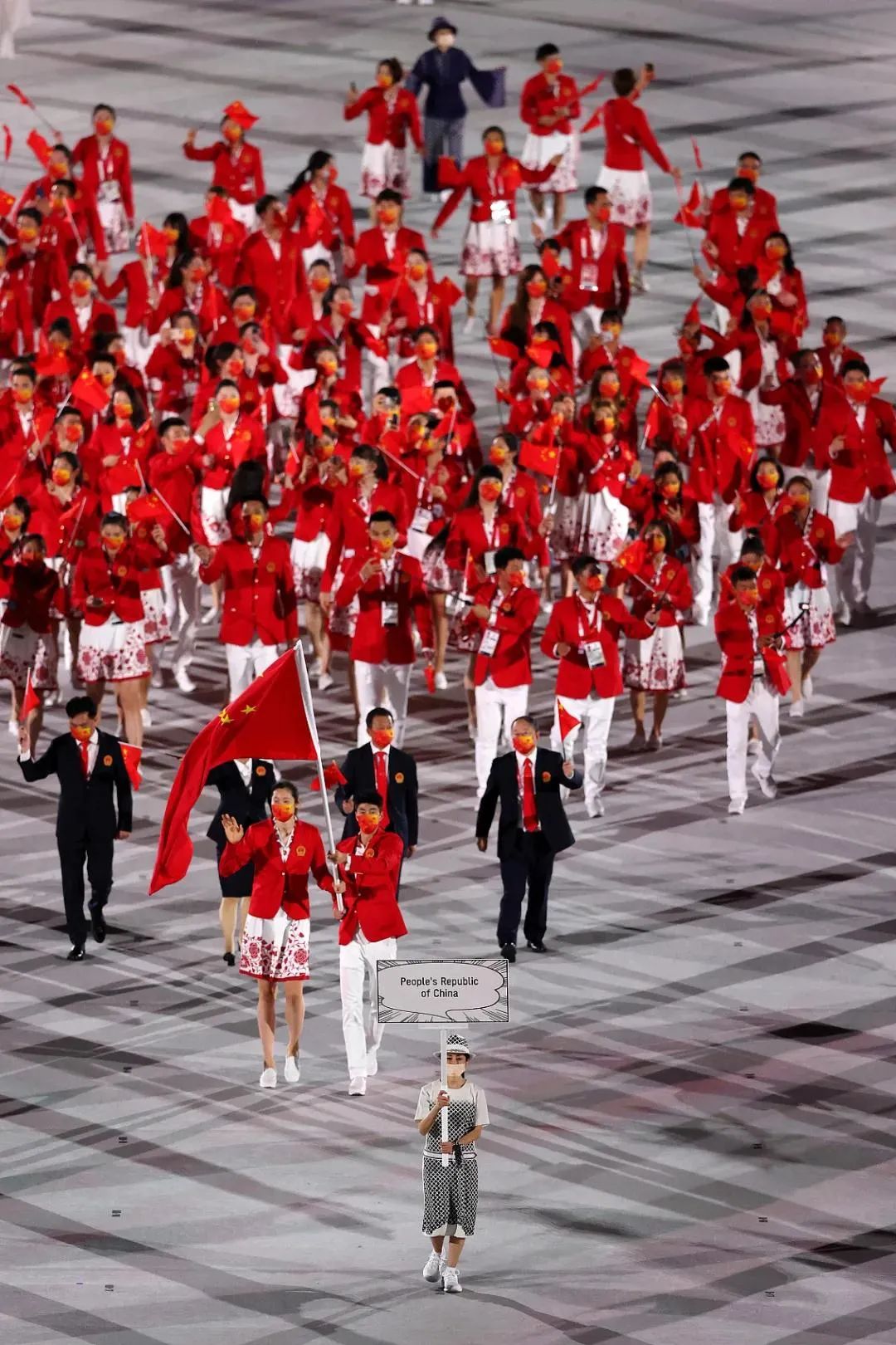 【图集】东京奥运会落幕，这些精彩瞬间值得回顾|中国队|东京奥运会|金牌_新浪新闻