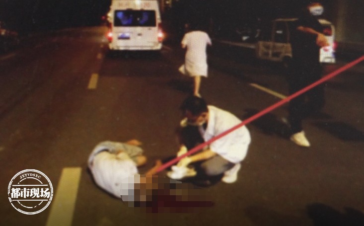 女子说“我是老司机”！下一秒出事了休闲区蓝鸢梦想 - Www.slyday.coM