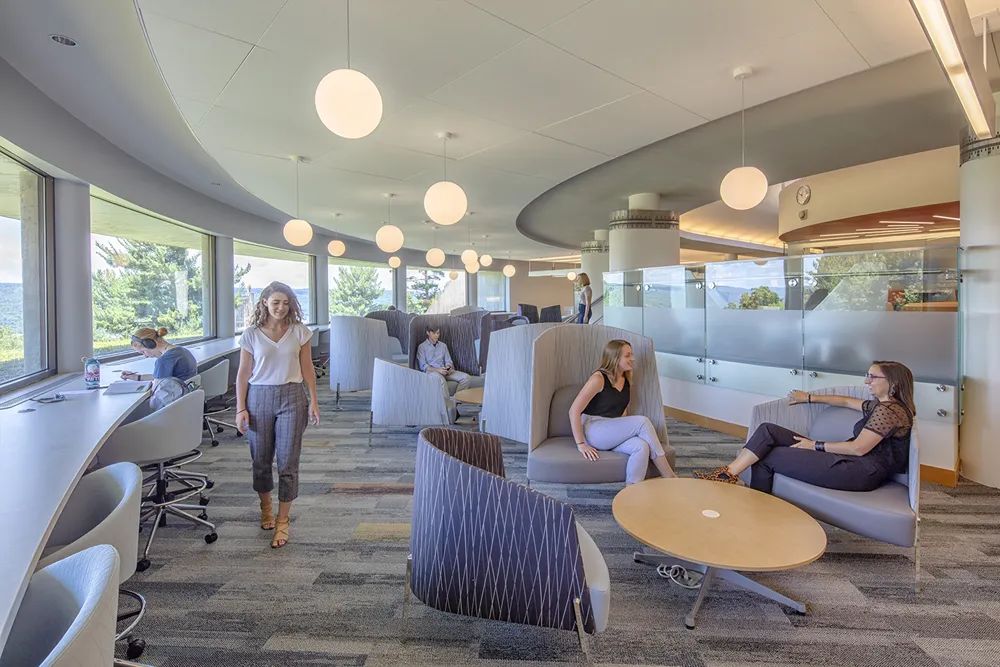 盘点美国大学最酷炫的图书馆，你的学校上榜了吗？|图书馆_新浪新闻