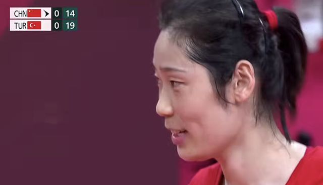 中国女排输球原因!朱婷仅4分,郎平:她伤得挺重,手腕无法用力休闲区蓝鸢梦想 - Www.slyday.coM 中国女排输球原因!朱婷仅4分,郎平:她伤得挺重,手腕无法用力休闲区蓝鸢梦想 - Www.slyday.coM