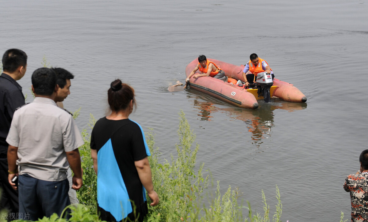 四天两起10名青少年野泳溺亡总说淹死的都是会游泳的真的吗