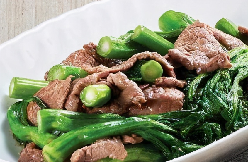 菜心炒牛肉的做法