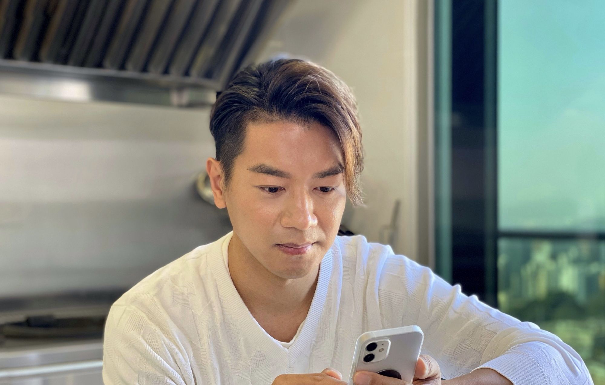 想做周星驰tvb小生黎诺懿自曝年少气盛遭雪藏如今转型做监制