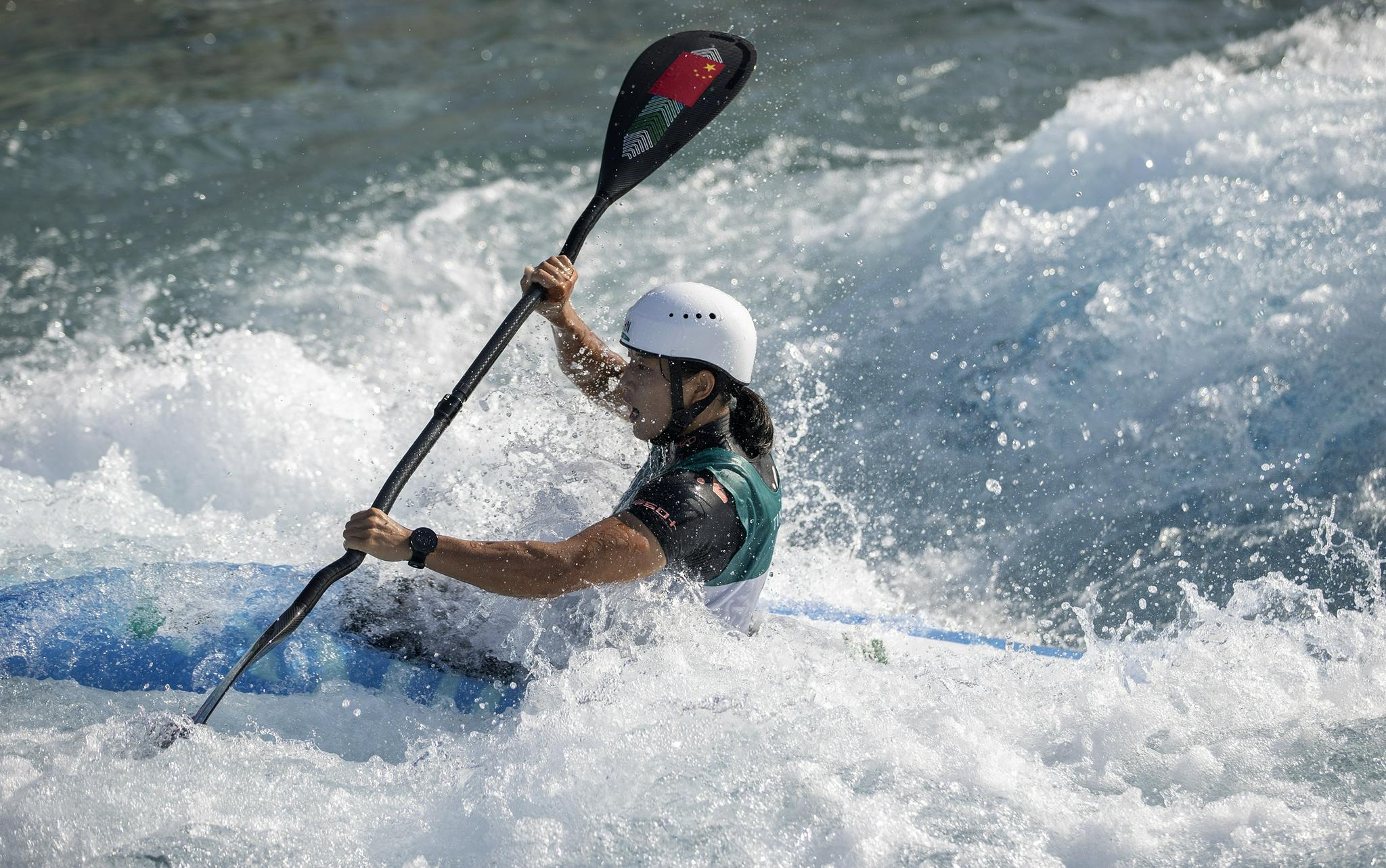 皮划艇激流回旋——李彤晋级半决赛