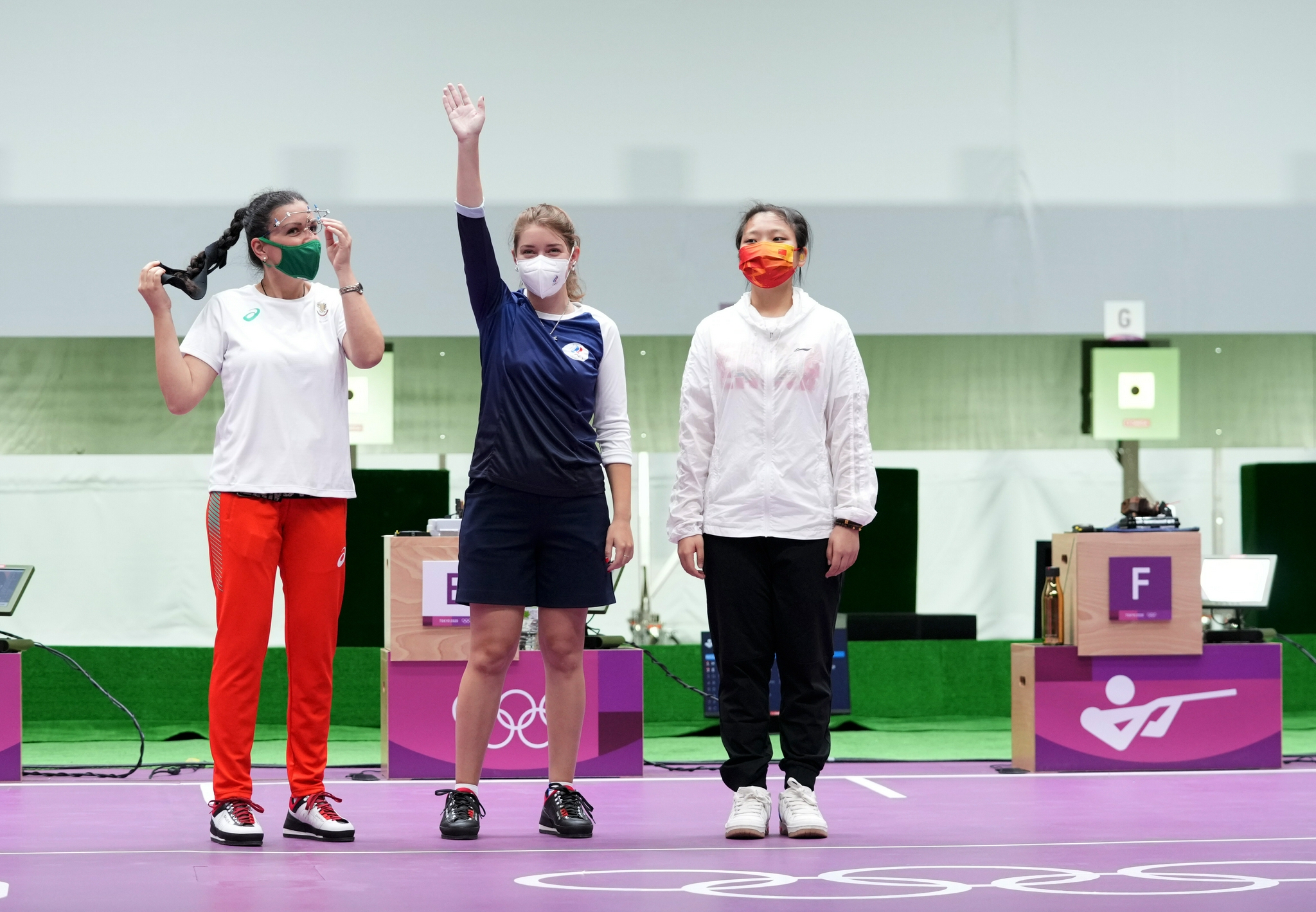 射击——姜冉馨获得女子10米气手枪铜牌休闲区蓝鸢梦想 - Www.slyday.coM