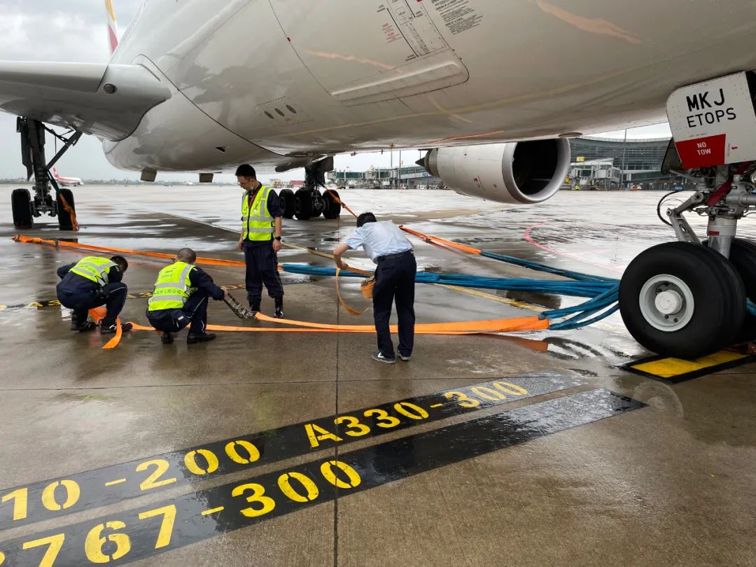 最新消息！受台风“烟花”影响，杭州萧山机场25日航班全部取消休闲区蓝鸢梦想 - Www.slyday.coM