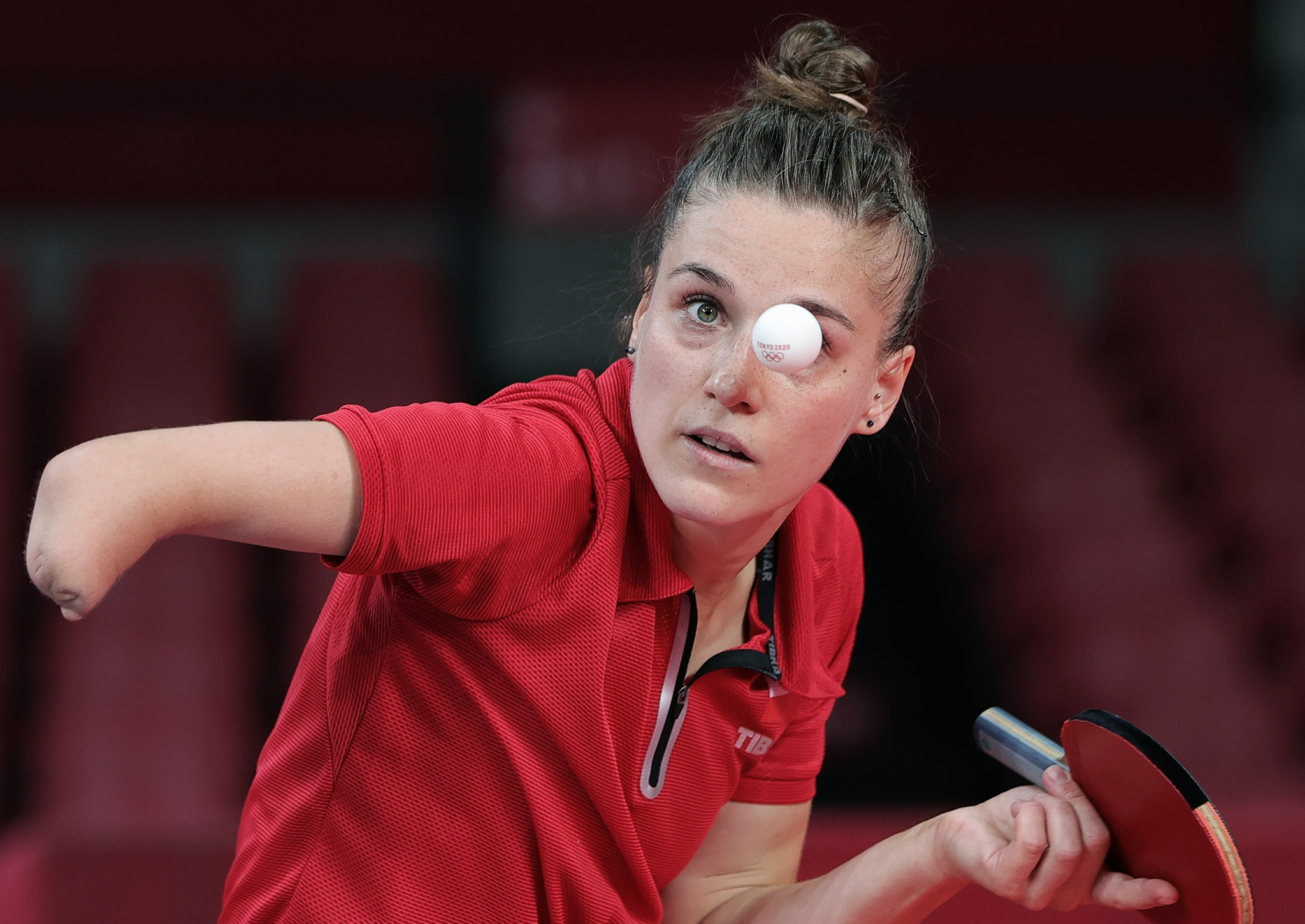 乒乓球赛场上的残疾人运动员|乒乓球赛场|波兰|乒乓球_新浪新闻