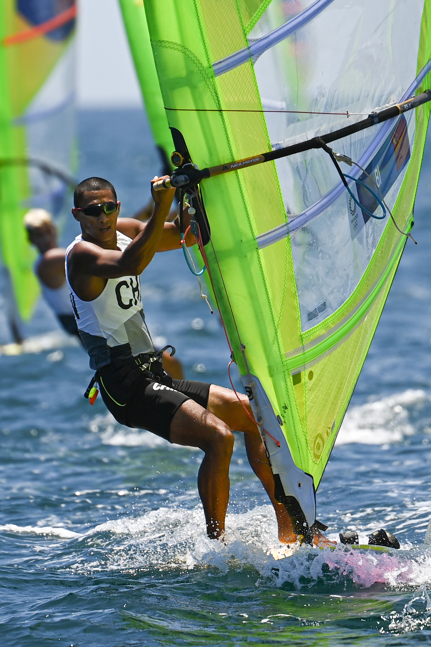 帆船——乘风破浪显英姿|帆船|中国运动员|帆板_新浪新闻