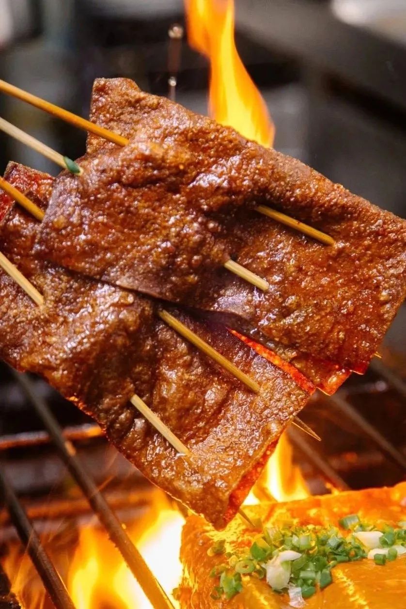 咸香脆辣惹人爱的烤豆干.图/上海去哪吃