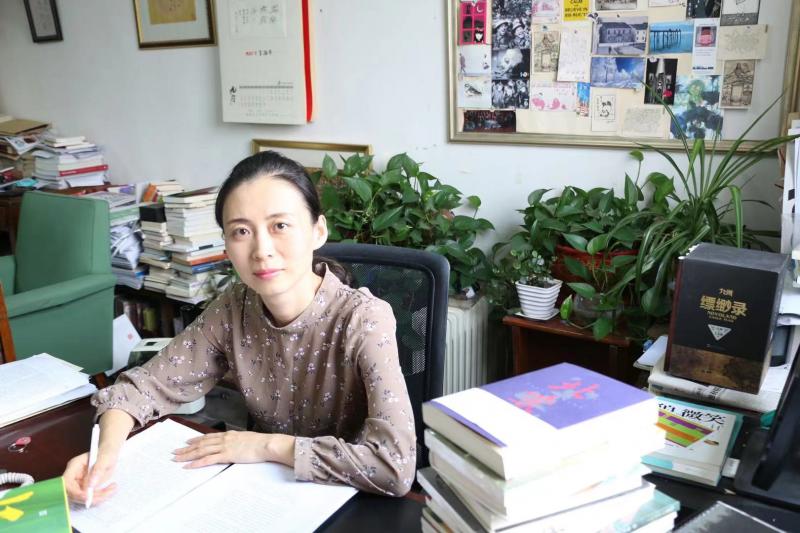 赵萍让自己做出来的书对得起时代