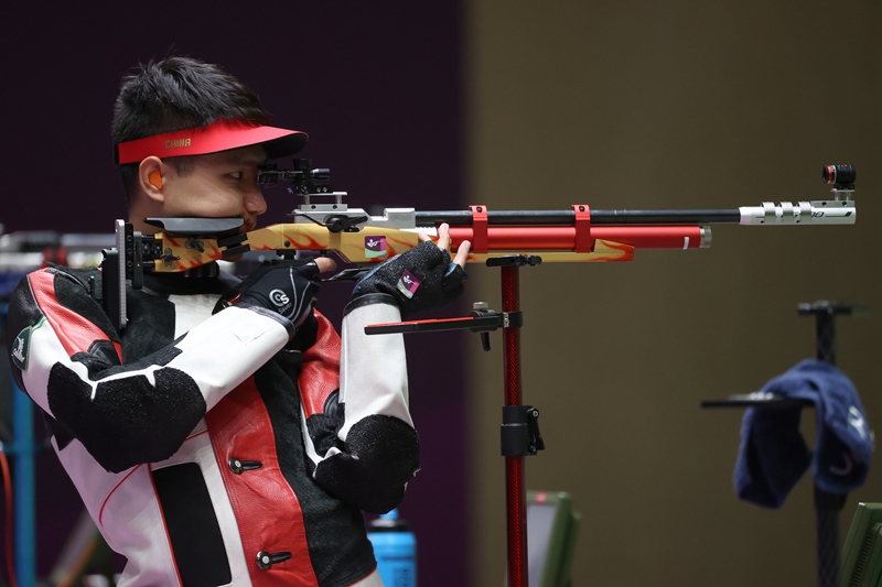 瞰奥·人物 | 射击天才少年终摘银牌 杨皓然名字没白改