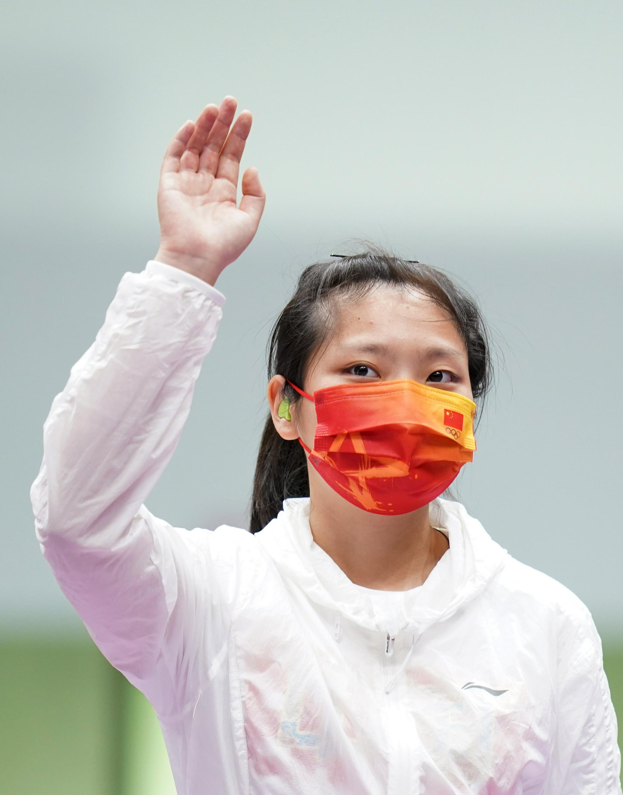 射击——姜冉馨获得女子10米气手枪铜牌休闲区蓝鸢梦想 - Www.slyday.coM