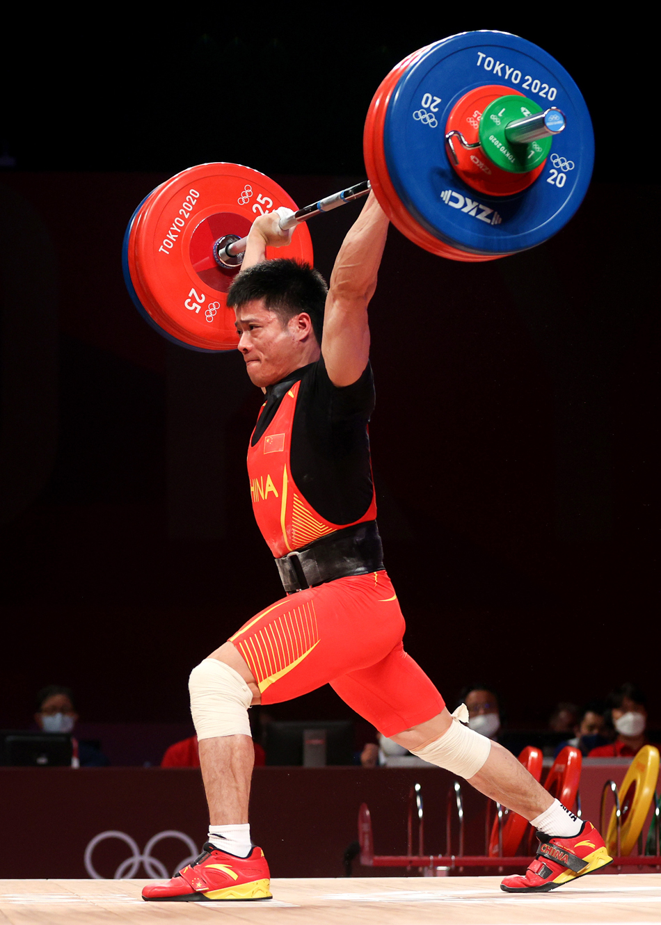决战东京·战况|破奥运纪录!李发彬夺男子61公斤级举重冠军