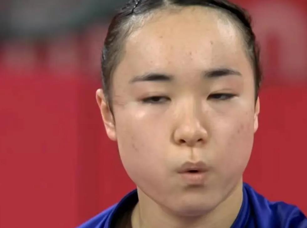 格局小了伊藤美诚微笑引争议为什么不能笑人家有那个本事