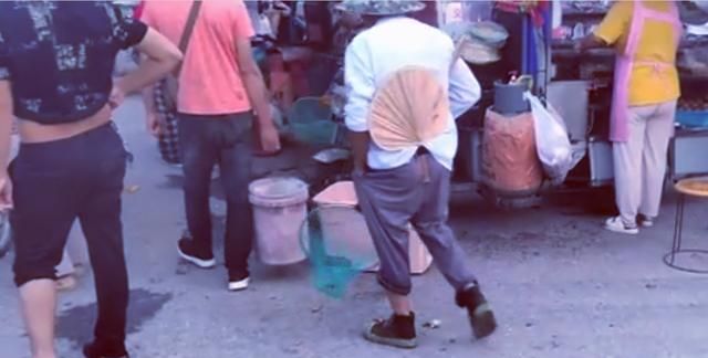 江苏一水库开闸放水后,泄洪口成大型捕鱼现场,警方：非常危险休闲区蓝鸢梦想 - Www.slyday.coM