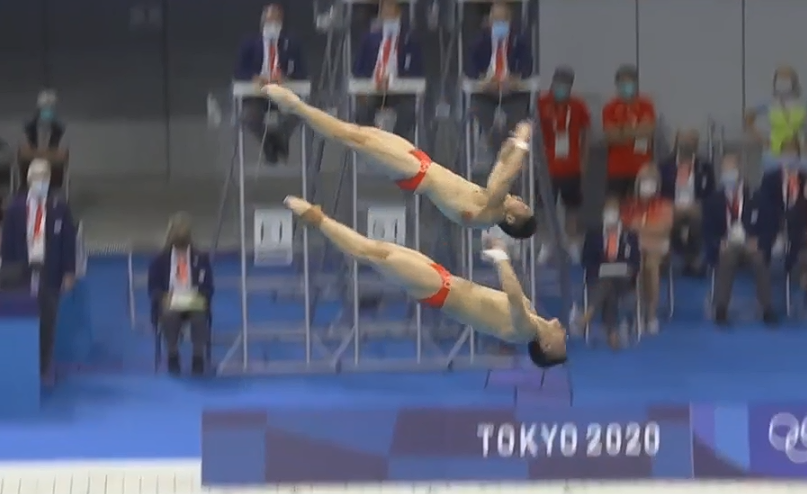 致命失误！中国跳水队遗憾摘银，英国炸裂表现夺金，教练疯狂庆祝休闲区蓝鸢梦想 - Www.slyday.coM