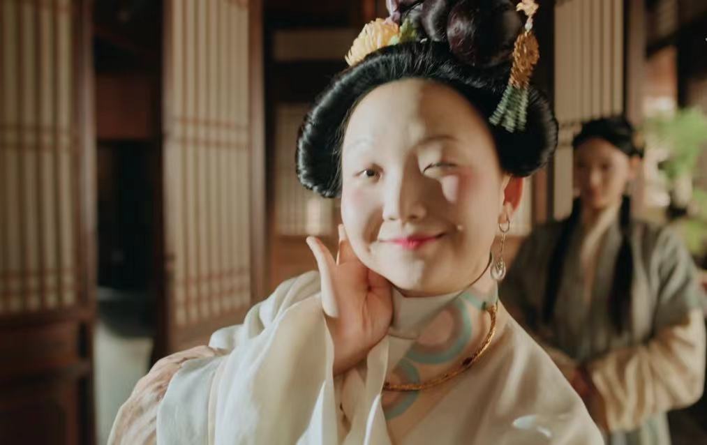 于正的新剧《玉楼春》开播,追了四集,本以来辣目洋子的参演会很搞笑