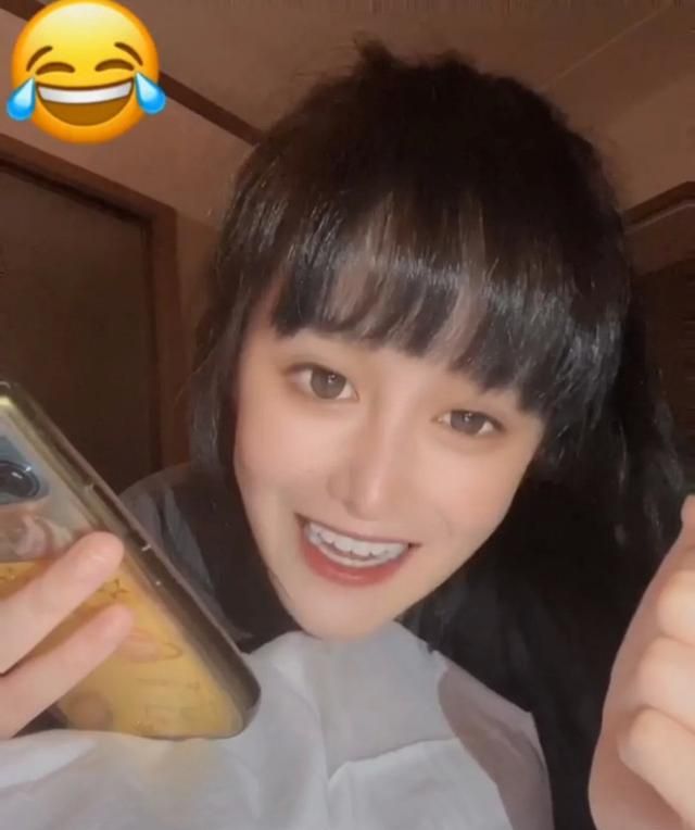 赵本山的女儿球球整容让她备受争议直率的性格暴露了情商掉线