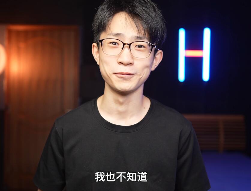 up主何同学毕业b站老板陈睿送来祝福老番茄都没有的待遇