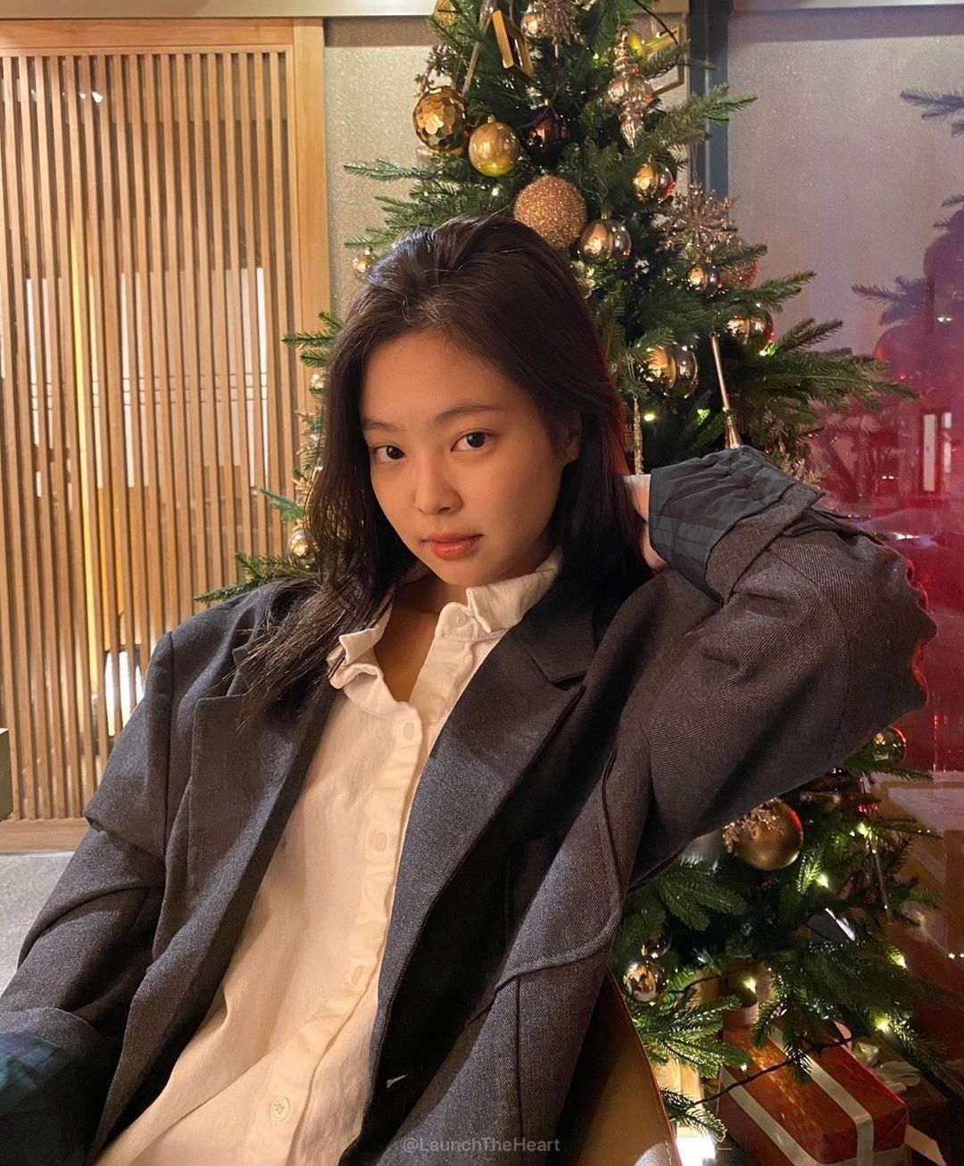 jennie金智妮日常淡妆照引人瞩目浓妆和淡妆你喜欢哪一个