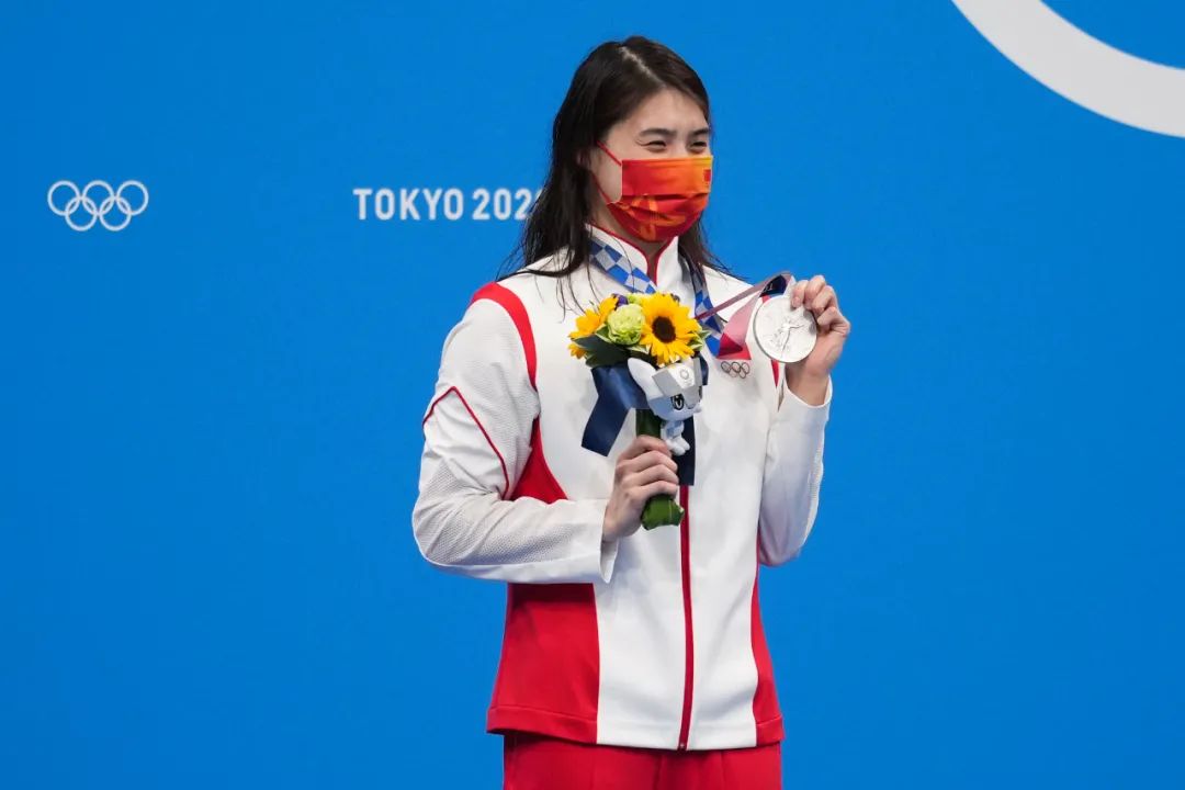 刚刚！张雨霏获女子100米蝶泳银牌！今天​，“昕雯”组合将冲击国乒首金！休闲区蓝鸢梦想 - Www.slyday.coM