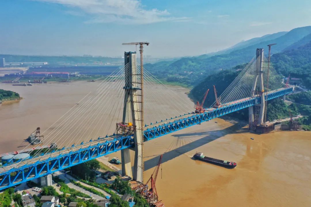 国内首座双层四线铁路斜拉桥 明月峡长江大桥合龙|重庆市|铁路_新浪